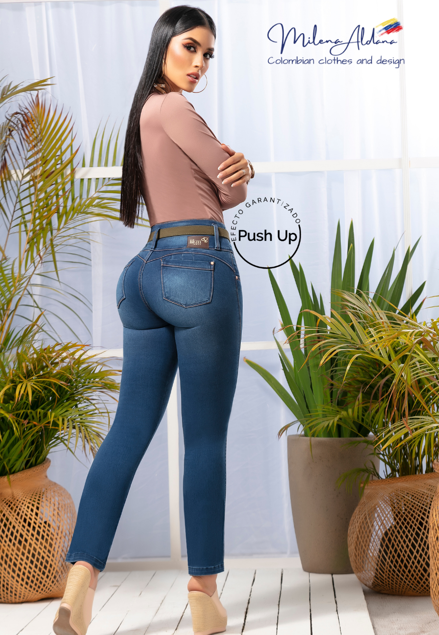 Jeans colombianos Yula - Milena Aldana